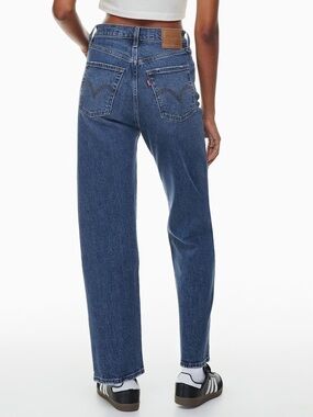Levi’s Premium Ribcage Straight Jeans